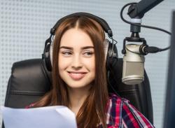 Sprecher mit eigenem Studio