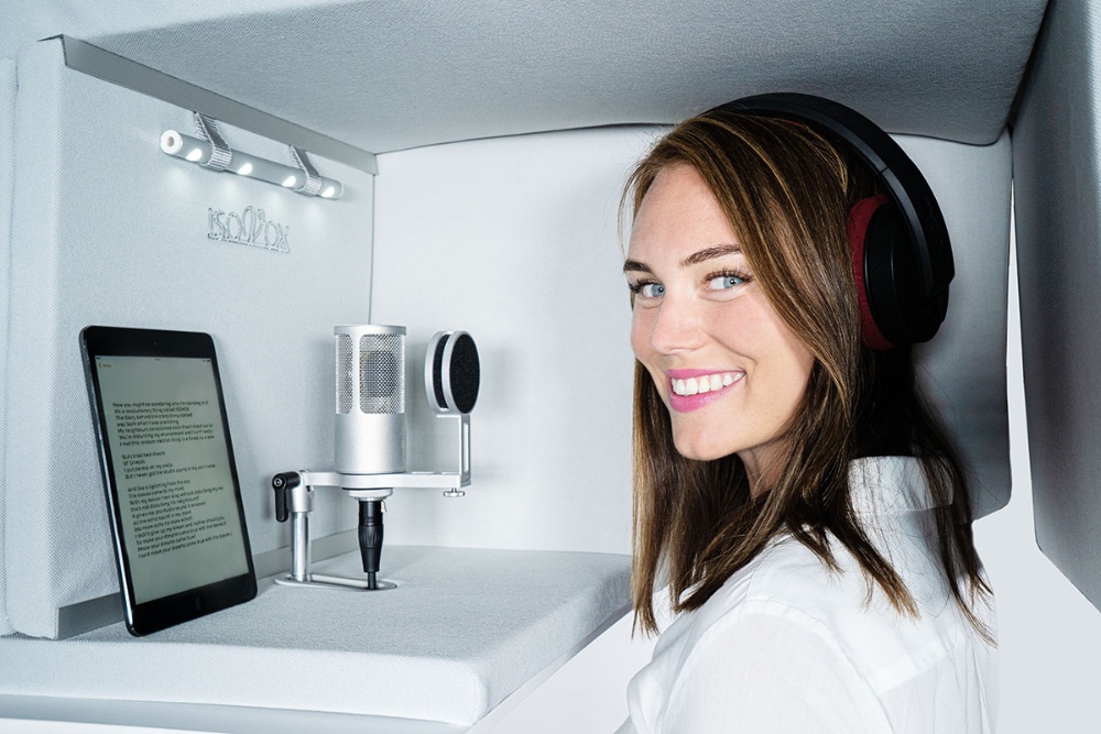 The Isovox 2 is like a vocal booth for your head. Because it is very easy to mount and unmount, it is an ideal companion for travel-hungry voiceover talents, too!